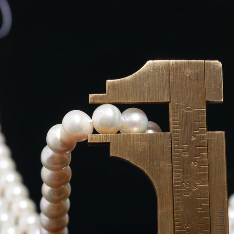Pearl White Star Carving Natural Beads 12 Inches Strands
