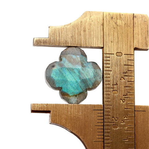 Labradorite Grey Clover Carving Natural Stone
