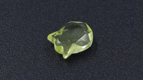 Lemon Quartz Yellow Head Carving Natural 10 mm Stone